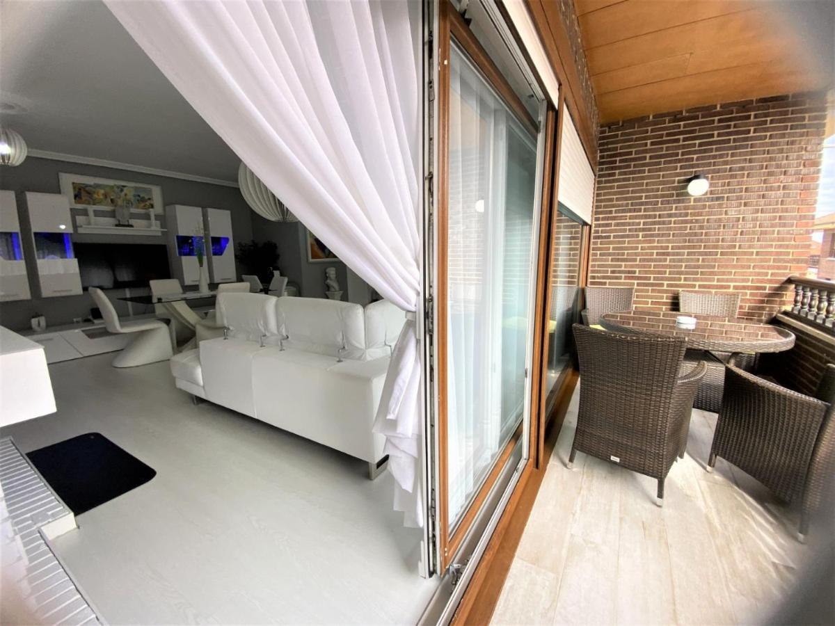Atico Lujo Llanes Apartment ภายนอก รูปภาพ