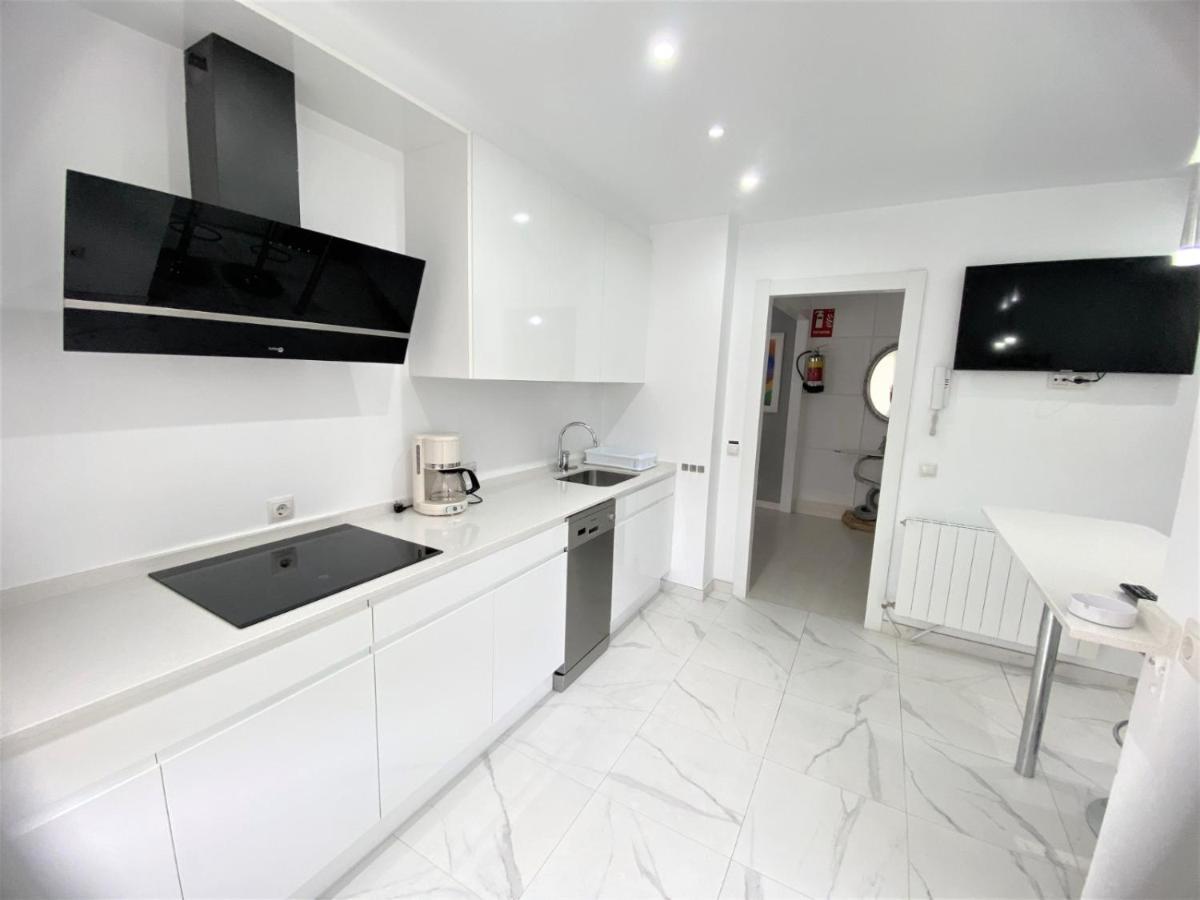 Atico Lujo Llanes Apartment ภายนอก รูปภาพ